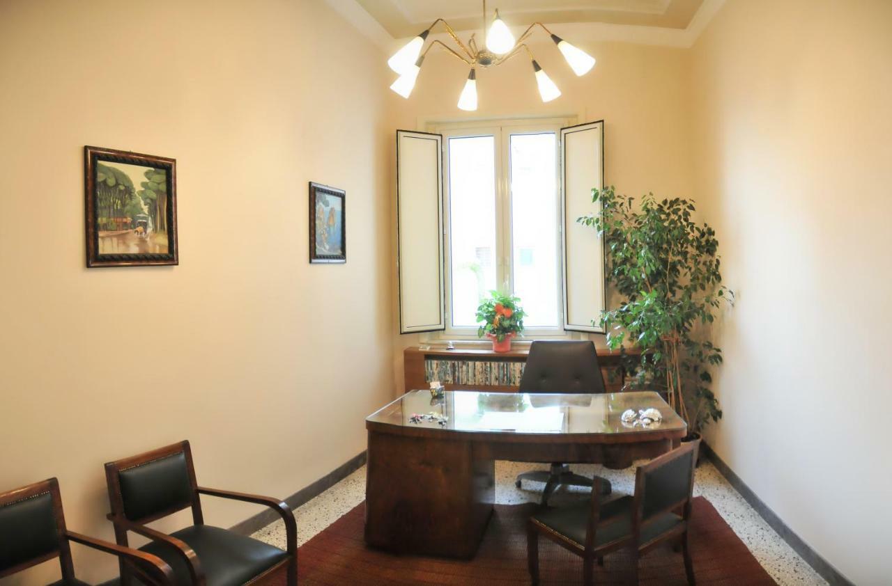 B&B Al Diecisette Catane Extérieur photo